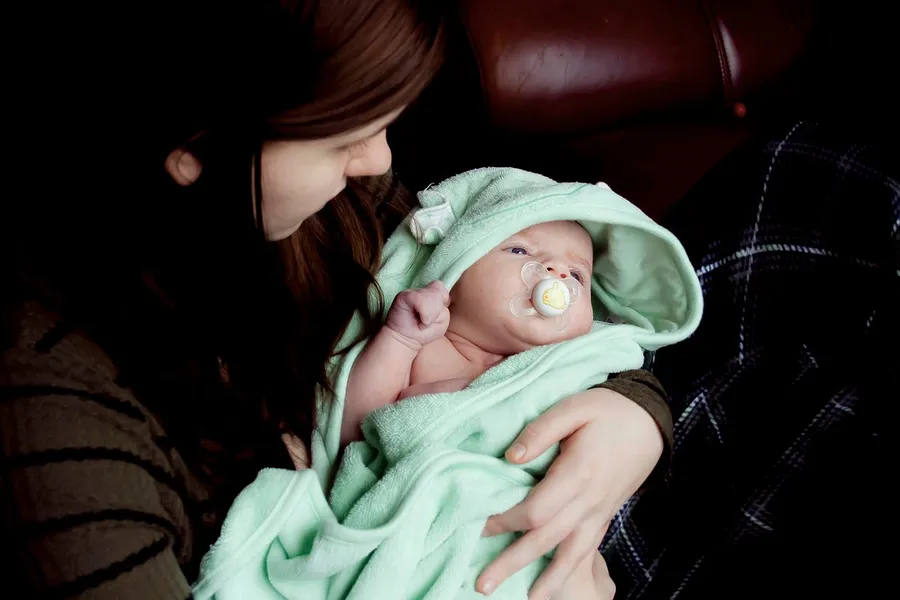 Baby’s First Hours
