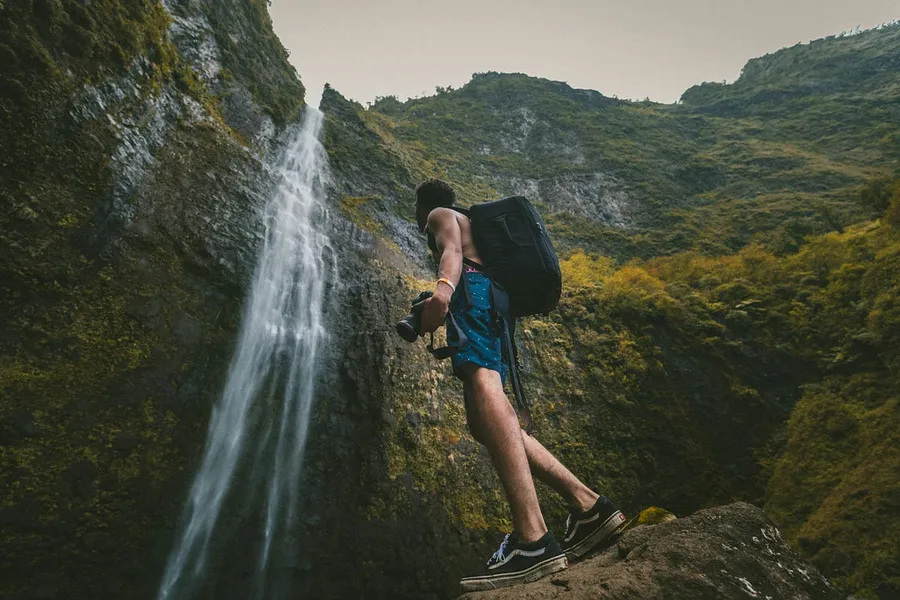 Best Canon Cameras for Travel Photography