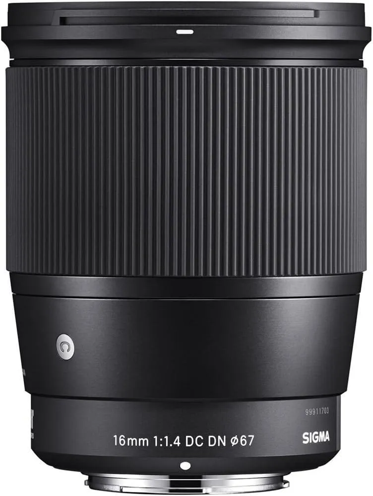 Sigma 16mm f/1.4