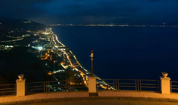 Best Lenses for Low Light Photography