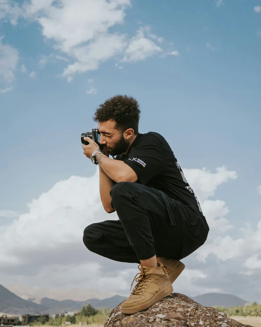 Point and Shoot photographer