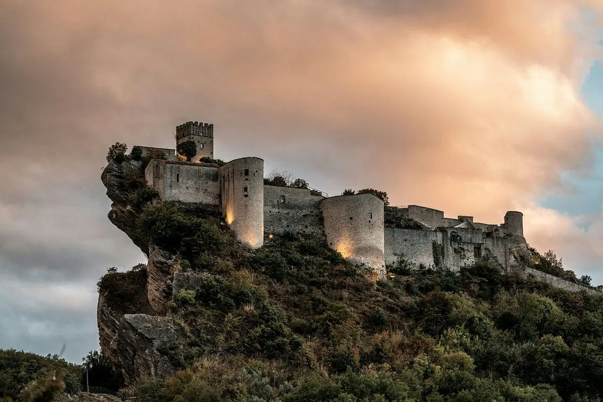 What is the rule of thirds in photography?